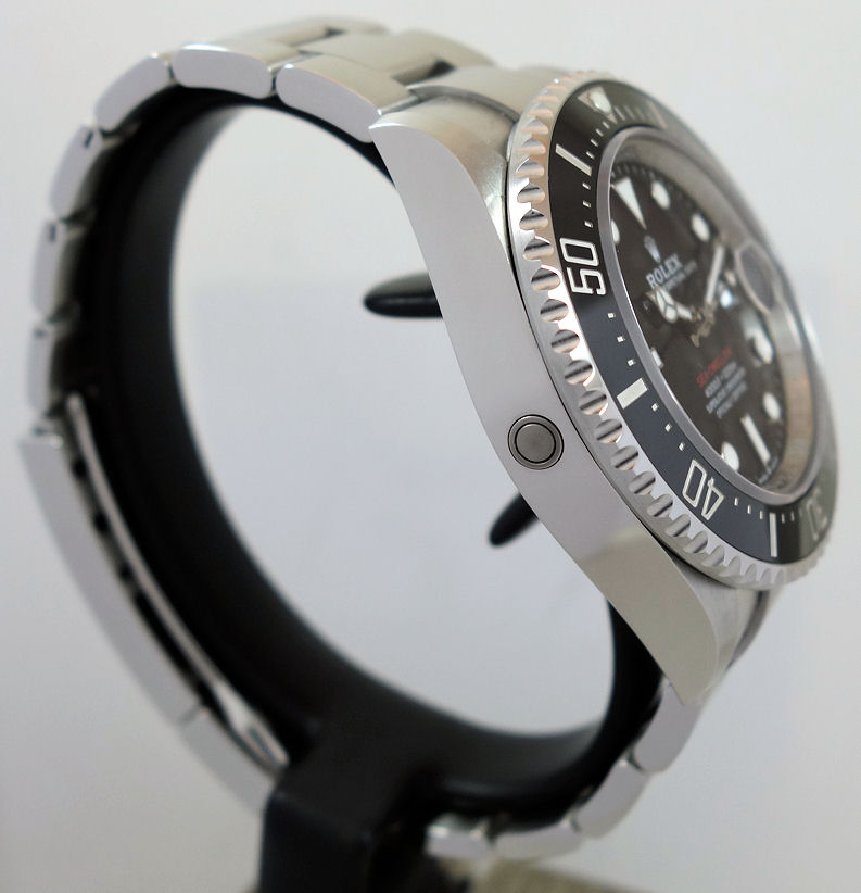 DSC03085 ROLEX SEA-DWELLER 43 Steel 126600 Box & Card 2024