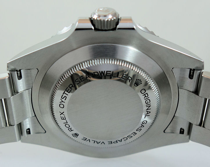 DSC03088 ROLEX SEA-DWELLER 43 Steel 126600 Box & Card 2024