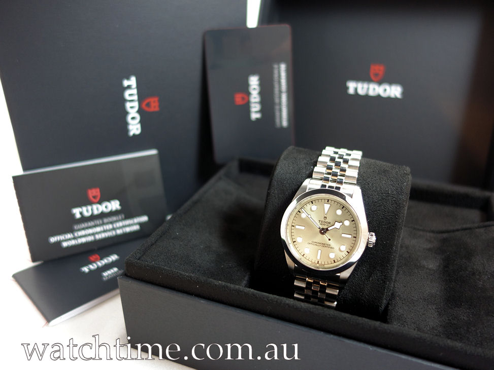 DSC03738 TUDOR Black Bay One 79640 Champagne-dial Box & Card 2025