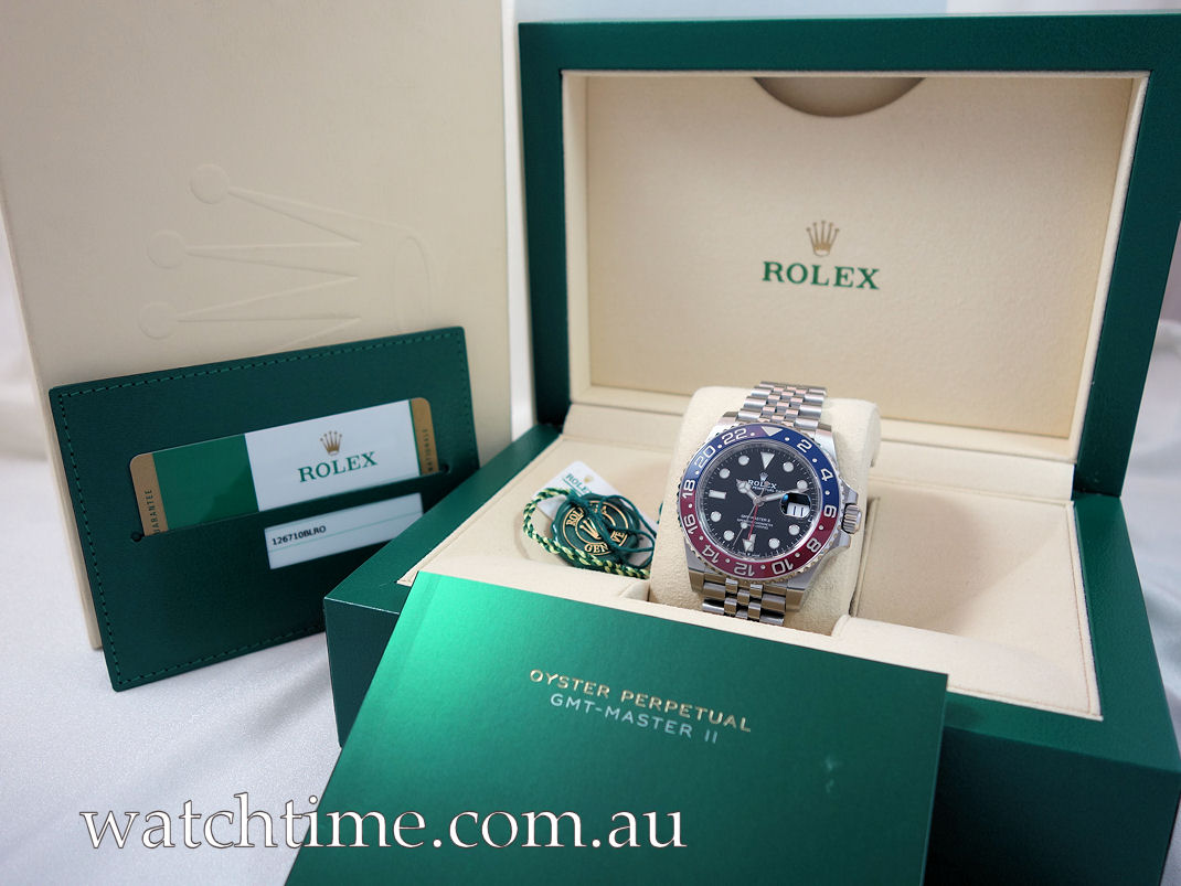 DSC04003 ROLEX GMT II "PEPSI" on Jubilee 126710BLRO Box & Card