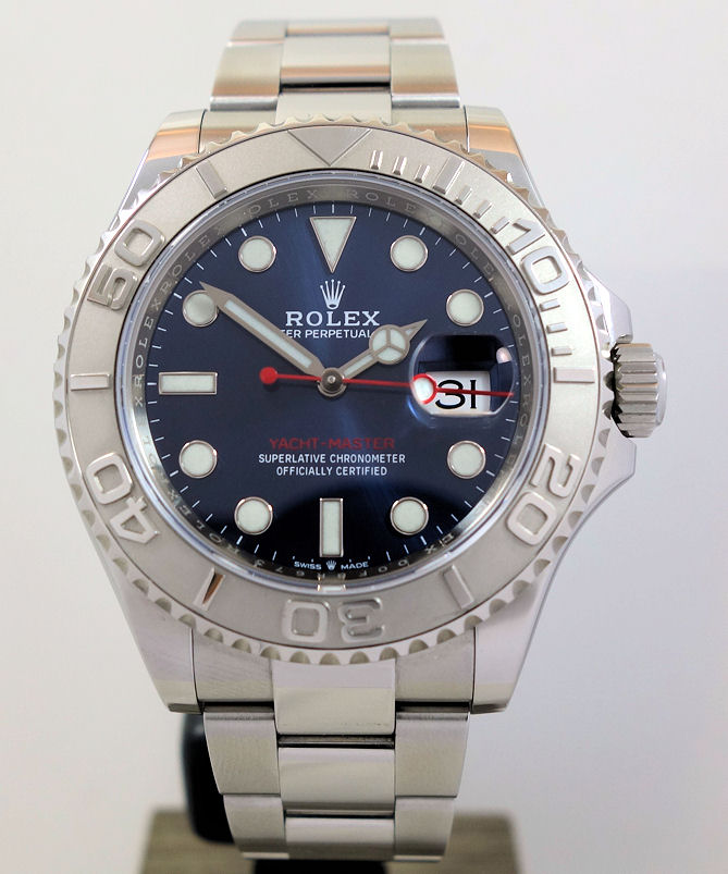 DSC04500 Rolex Yacht-Master 40 Rolesium, Blue-dial 126622 B&C 2020