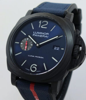PANERAI  PAM1529  Luminor LUNA ROSSA 3-Days CARBOTECH