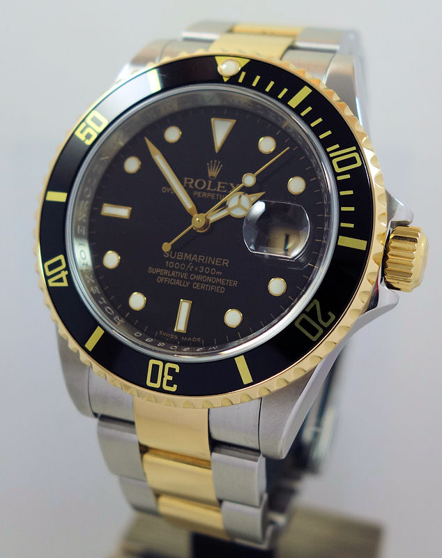 DSC05661 Rolex Submariner 16613 Black-dial 18k & Steel 2008 Box & Card