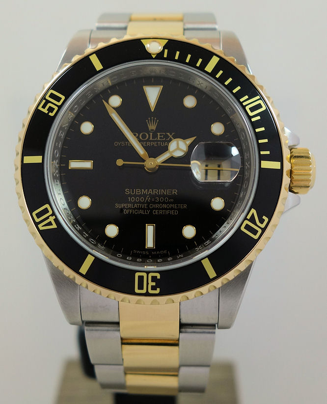 DSC05667 Rolex Submariner 16613 Black-dial 18k & Steel 2008 Box & Card