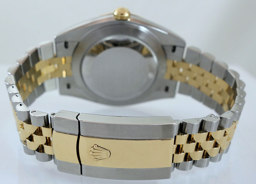 DSC05843 ROLEX Datejust 41mm 18k Gold & Steel, Black Diamond-dial 126333 Box & Card 2024