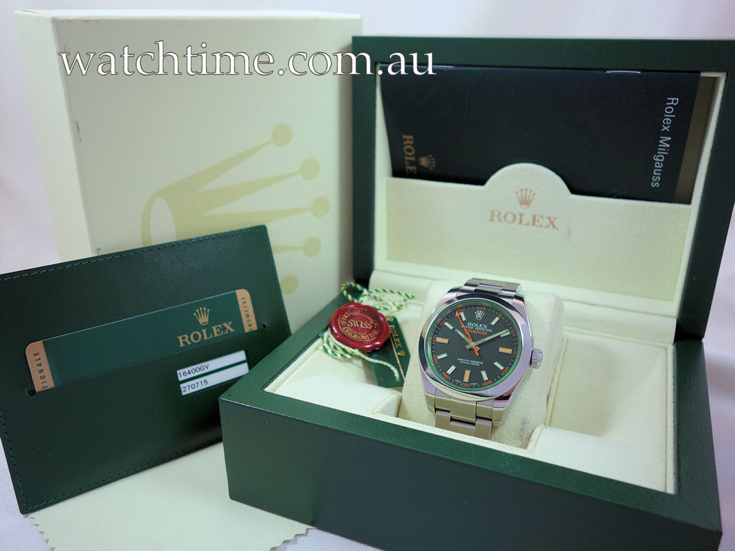 DSC06419 Rolex Milgauss Black Dial-Green Sapphire 116400GV Full set!