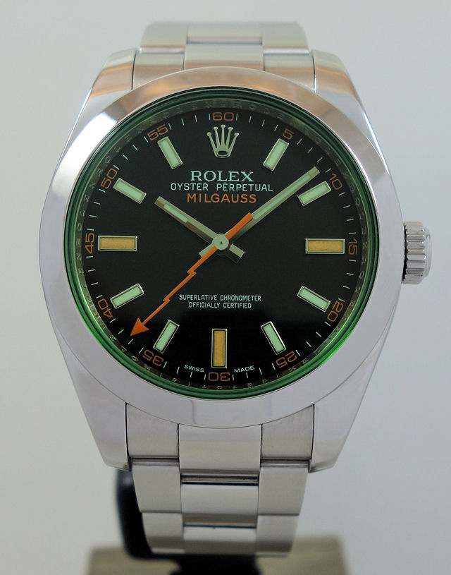 DSC06451 Rolex Milgauss Black Dial-Green Sapphire 116400GV Full set!