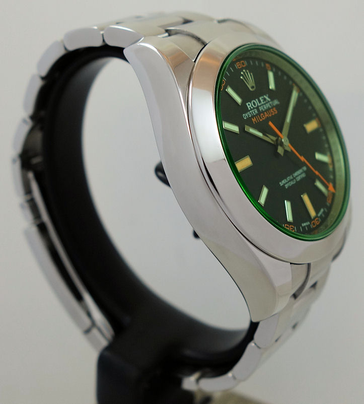 DSC06456 Rolex Milgauss Black Dial-Green Sapphire 116400GV Full set!