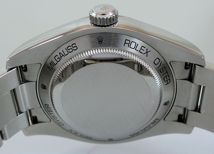 DSC06460 Rolex Milgauss Black Dial-Green Sapphire 116400GV Full set!