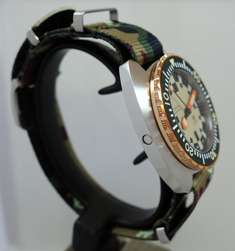 DSC06205 DOXA Army Steel, Bronze Bezel 785.60.031.20 Box & Card 2022