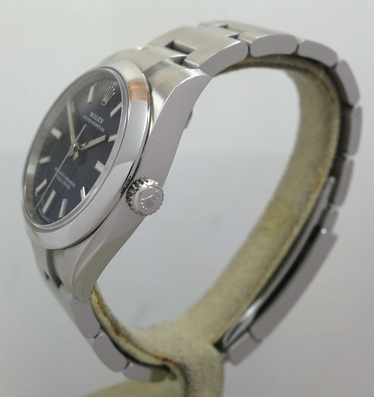 DSC06274 Rolex Oyster Perpetual 34 Blue-dial 124200