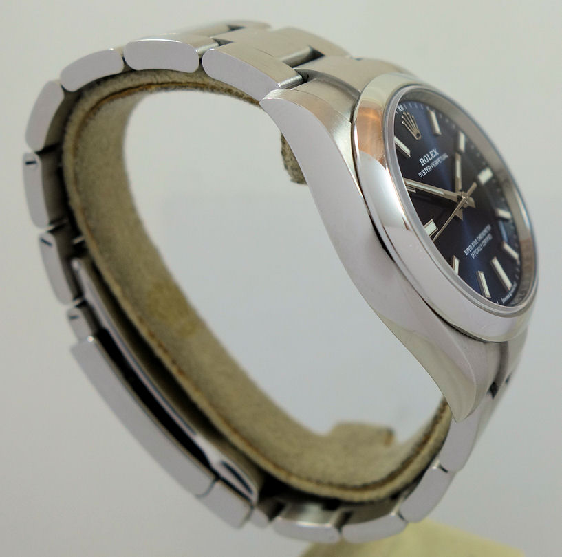 DSC06276 Rolex Oyster Perpetual 34 Blue-dial 124200