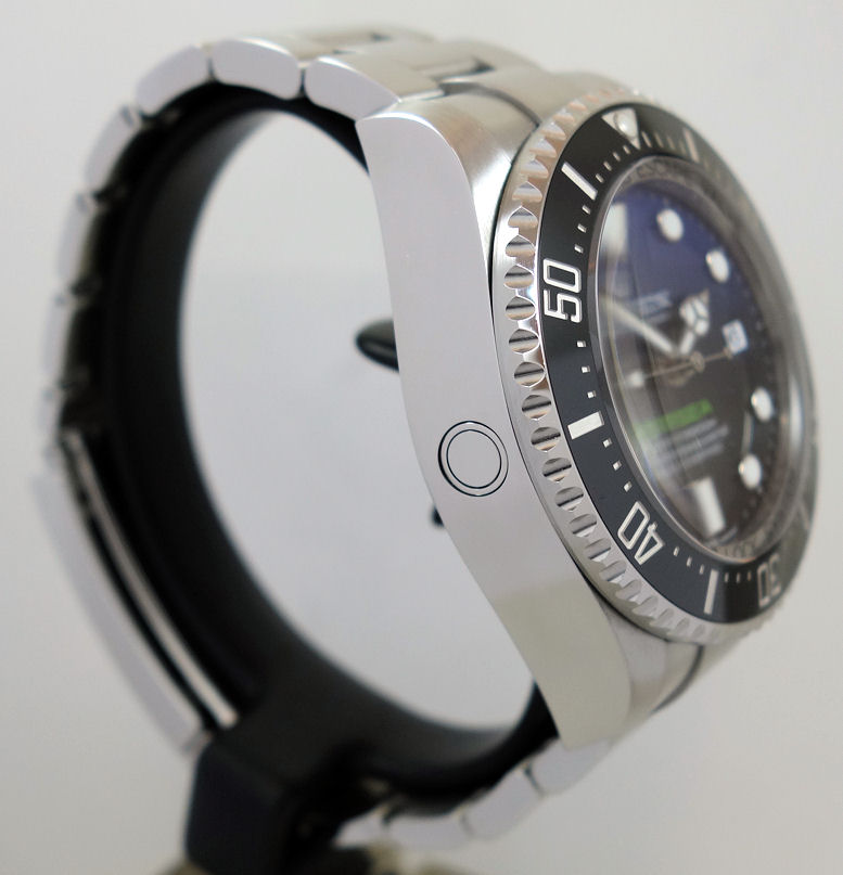 DSC06395 Rolex DEEPSEA SeaDweller James Cameron 136660 B&C 2024