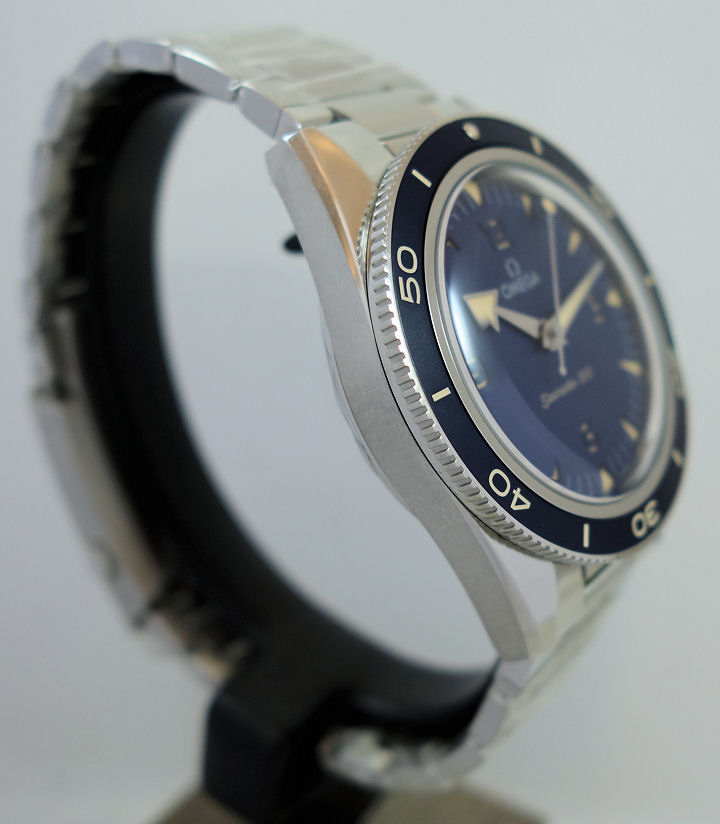 DSC06623 Omega SEAMASTER 300 Master CHRONOMETER 234.30.41.21.03.001 41mm Steel, Blue dial *Unused* June 2026