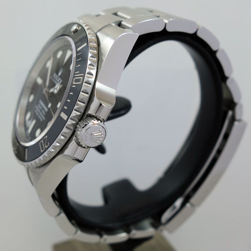 DSC06669 Rolex Submariner Non Date 124060 41mm Box & Card 2024