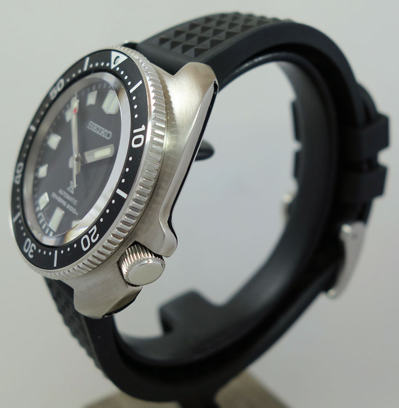 DSC06882 SEIKO PROSPEX 200m Diver "Captain Willard" Re-interpretation SPB151J1