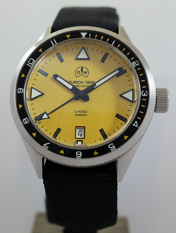 DSC06908 OW Ollech & Wajs C-1000 Y Steel 40mm Yellow-dial Swiss Automatic
