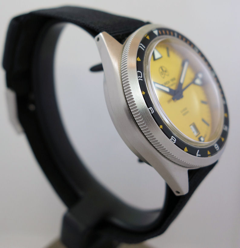 DSC06913 OW Ollech & Wajs C-1000 Y Steel 40mm Yellow-dial Swiss Automatic