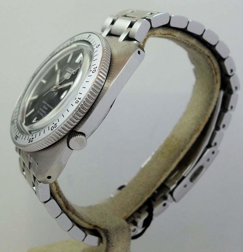 DSC07026 SEIKO 5 Sports SKX Series SRPL93 Re-Creation Limited Edition Black-dial