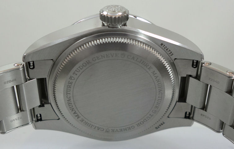 DSC07236 TUDOR Black Bay PRO 79470 Steel on bracelet Box & Card 2023