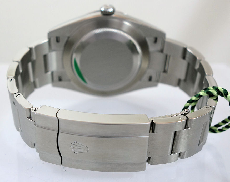DSC07420 Rolex Oyster Perpetual 41mm 124300 BLUE dial 2025 *UNUSED*
