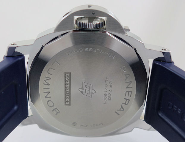 DSC08033 Panerai Luminor Base Logo 44mm, Steel PAM1623 Blue-dial Box & Card