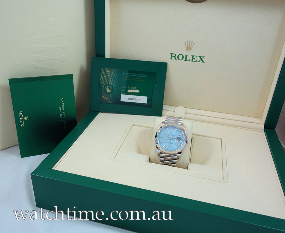 DSC08107 Rolex Day-Date 40 Platinum 228206 ICE-BLUE Dial Box & Card 2021