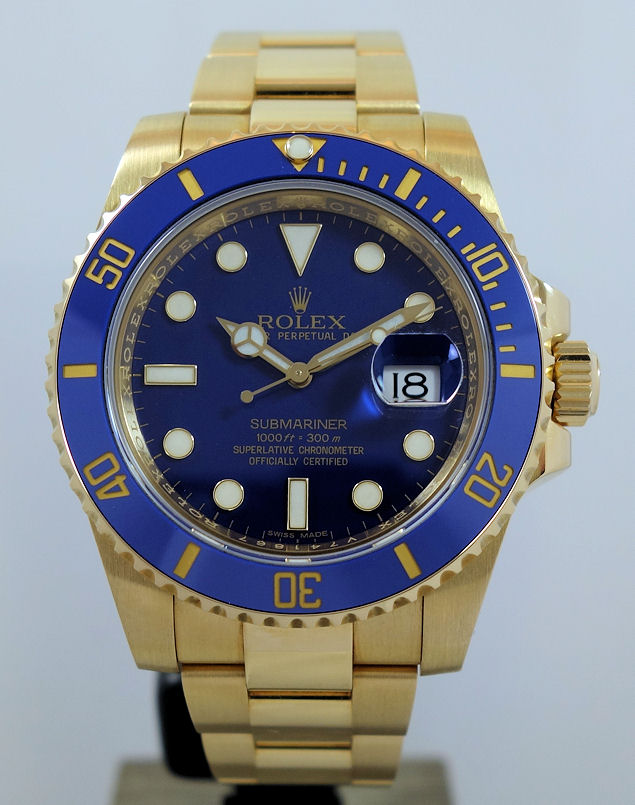 DSC08401 ROLEX Submariner 18k Yellow-Gold Rare Matt Blue Dial 116618 LB Box & Card Collectors Quality As New.