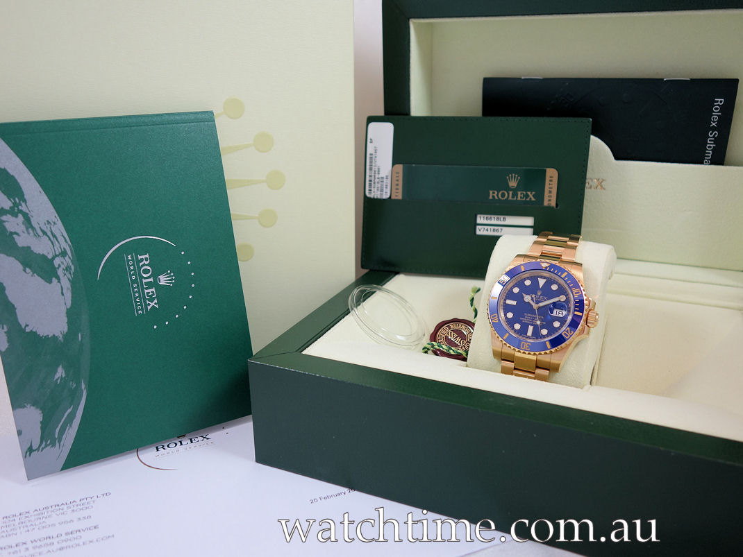 DSC08413 ROLEX Submariner 18k Yellow-Gold Rare Matt Blue Dial 116618 LB Box & Card Collectors Quality As New.