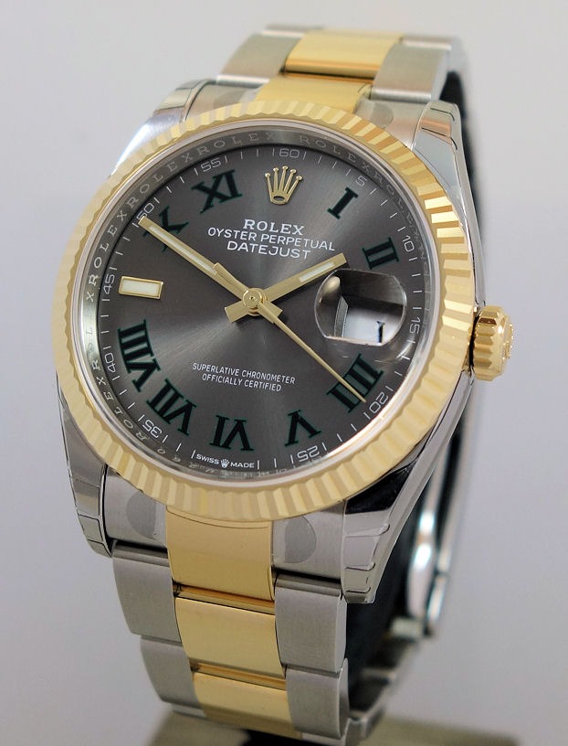 DSC08563 Rolex Datejust 36 Steel & 18k Yellow-Gold, Wimbledon dial 126233 Box & Card *UNUSED*