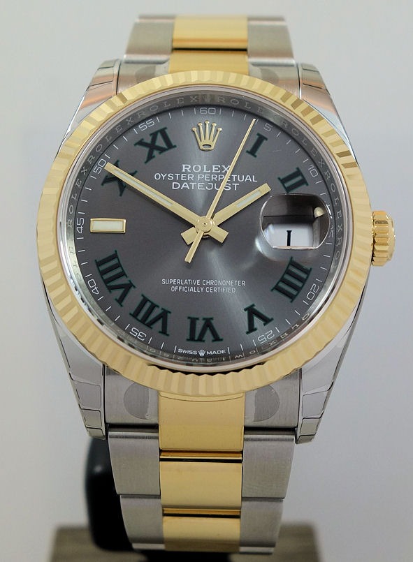 DSC08568 Rolex Datejust 36 Steel & 18k Yellow-Gold, Wimbledon dial 126233 Box & Card *UNUSED*