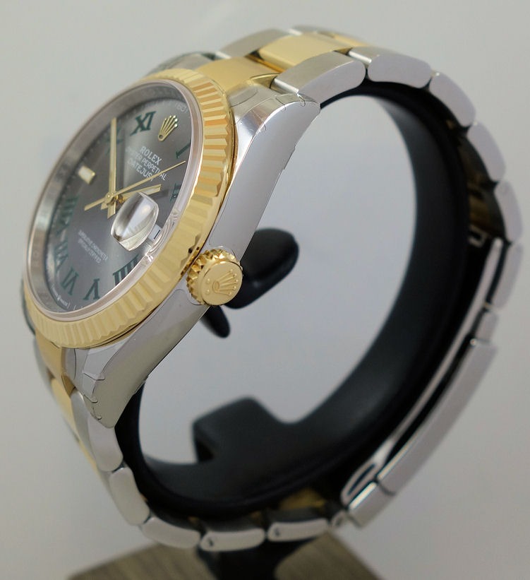 DSC08570 Rolex Datejust 36 Steel & 18k Yellow-Gold, Wimbledon dial 126233 Box & Card *UNUSED*