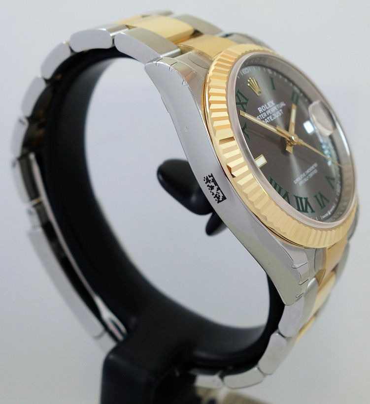DSC08572 Rolex Datejust 36 Steel & 18k Yellow-Gold, Wimbledon dial 126233 Box & Card *UNUSED*