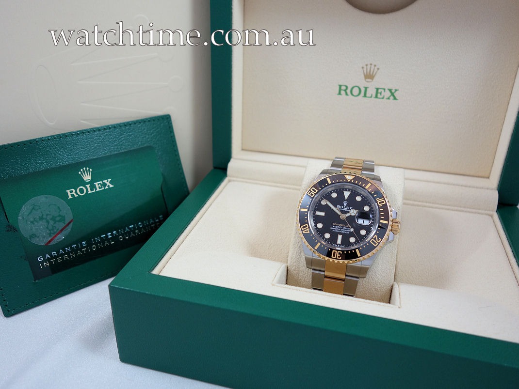 DSC08619 ROLEX SEA-DWELLER 43mm 18K & STEEL 126603 Box & Card 2021