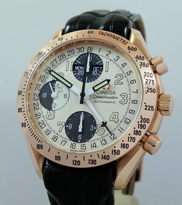 DSC08828 Omega 18K Speedmaster Chronograph 39mm Triple-Date, Black & White dial 36233321