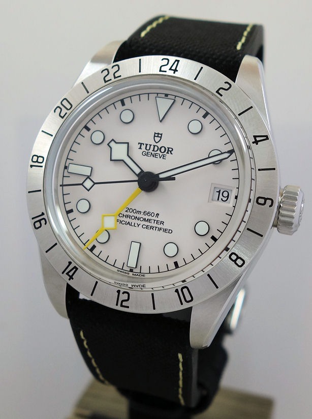 DSC09173 TUDOR Black Bay PRO Silver-dial M79470 Box & Card 2026 *UNUSED*