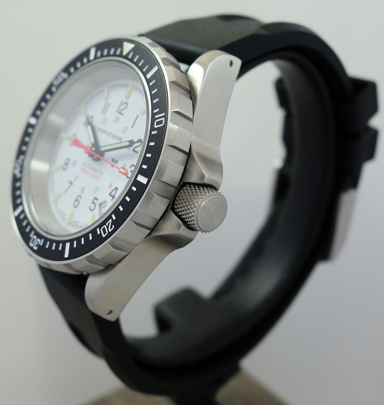 DSC09400 MARATHON GSAR 41mm Diver Arctic Edition Automatic WW194006SS-0530