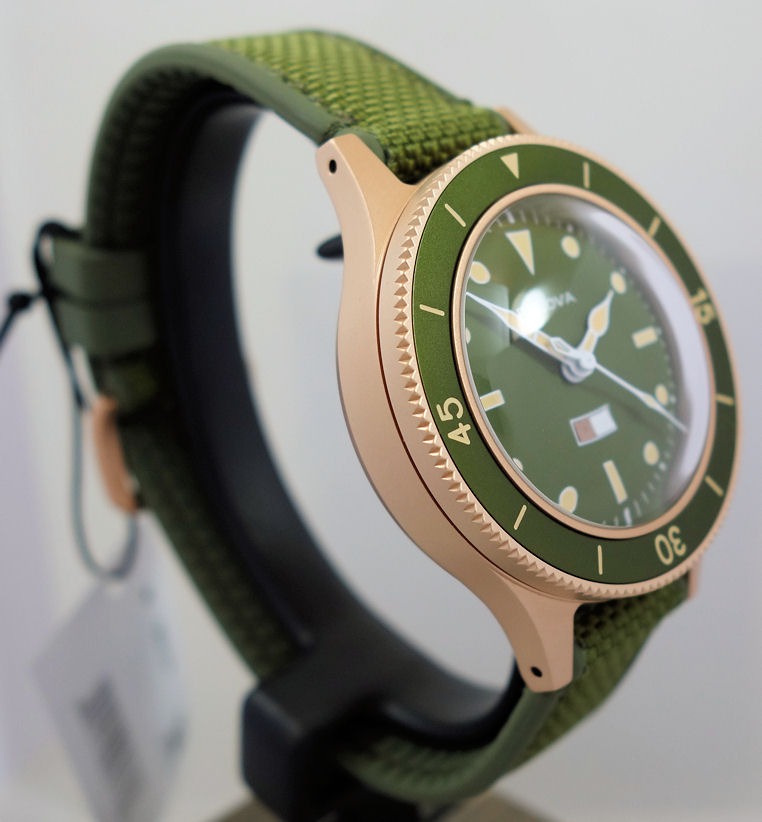 DSC09545 Bulova MIL-SHIP Bronze 98A324 Automatic 150th Special Edition